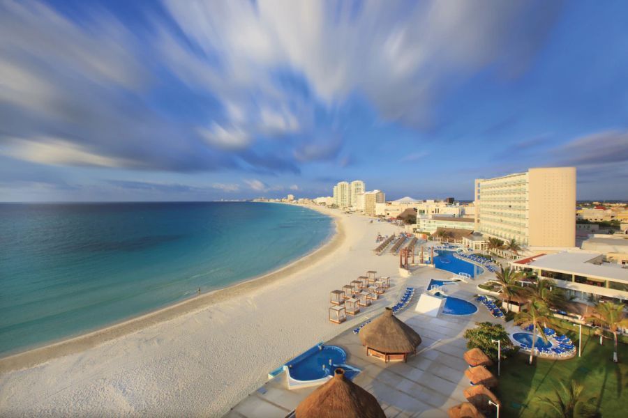 Cancun beach vacation