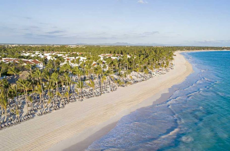 Occidental Caribe Punta Cana pool area