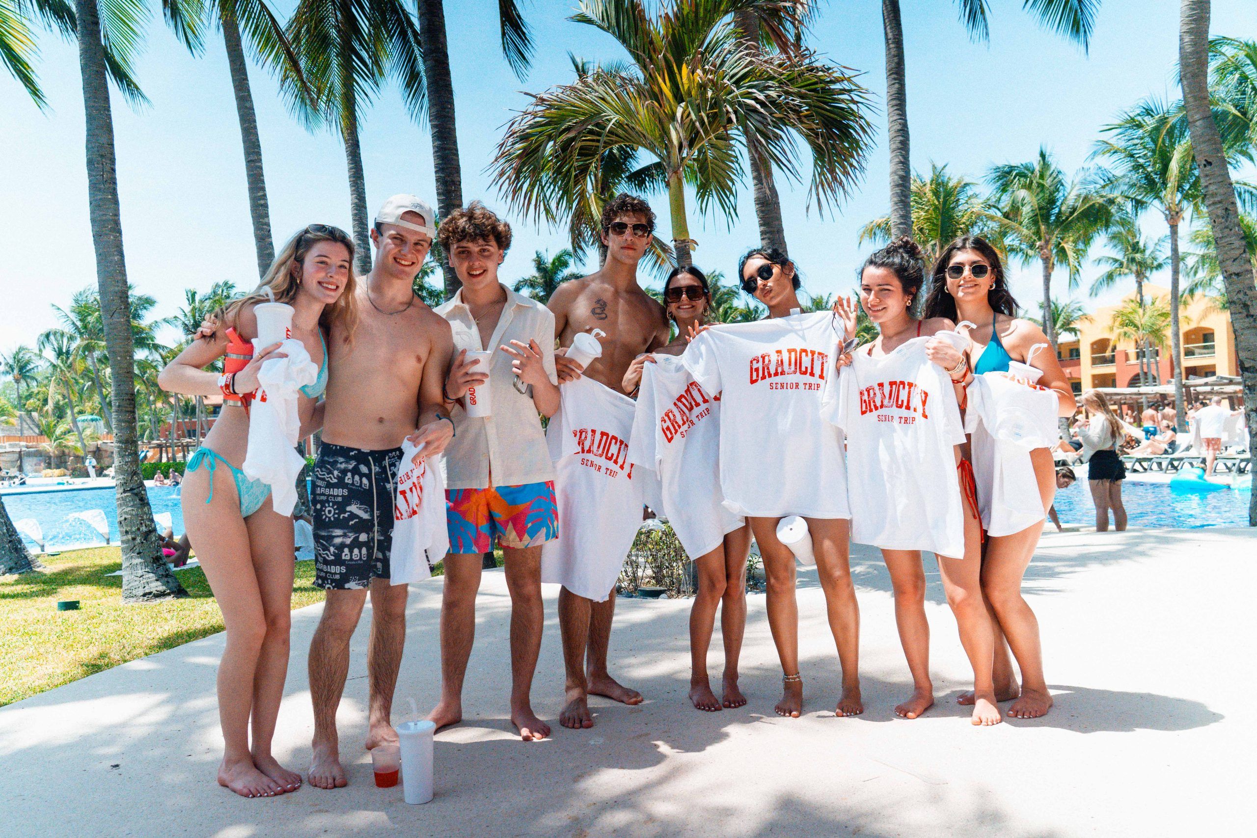 Travel with friends during your grad trip