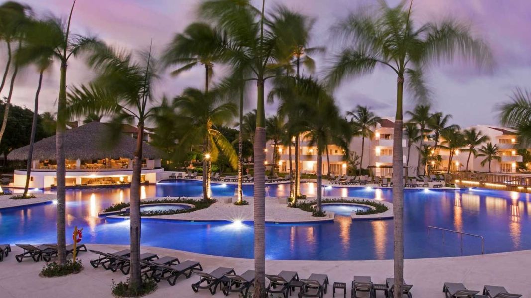 Occidental Caribe Punta Cana pool area