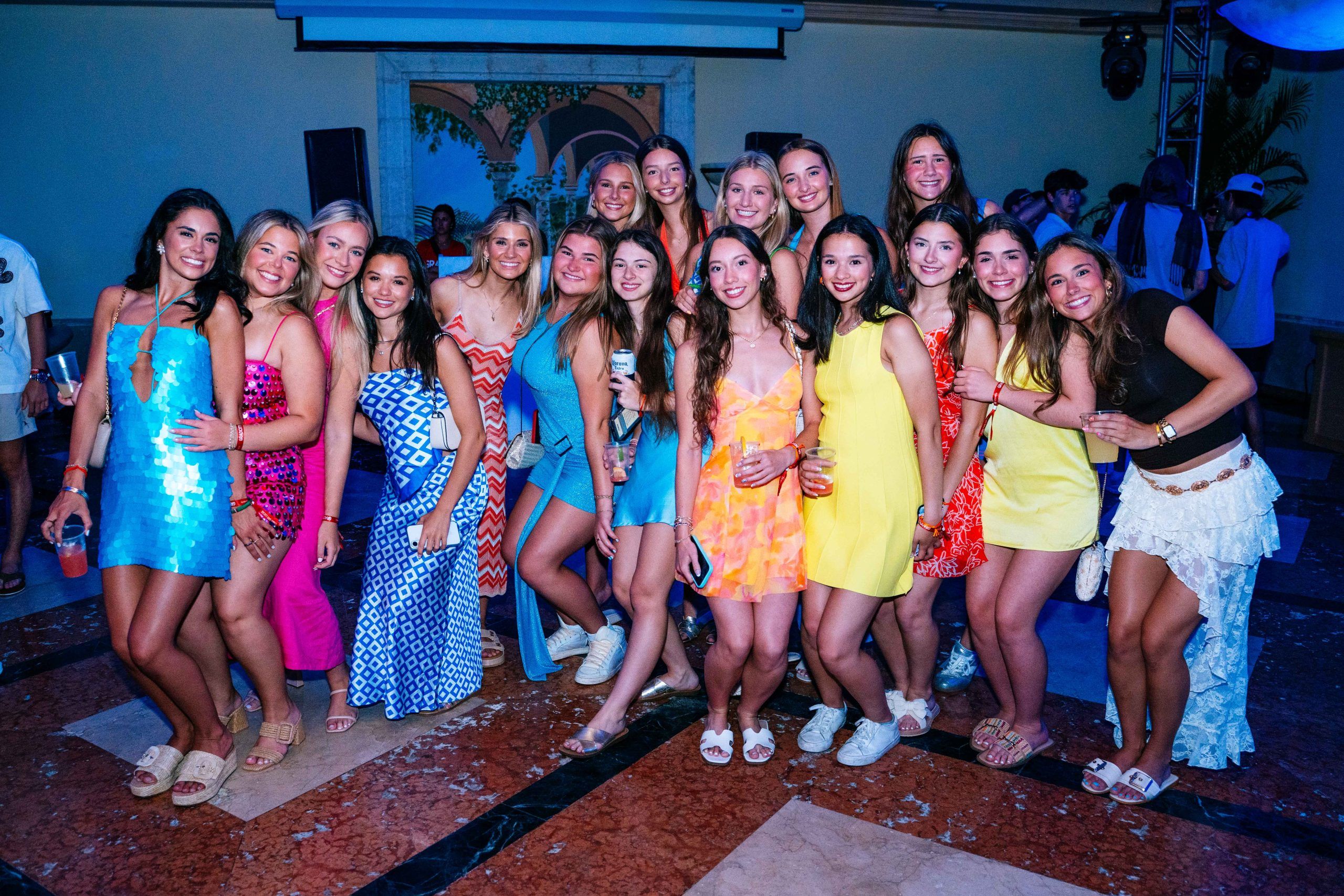 travel to cabo san Lucas with friends 
