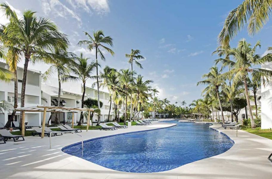 Occidental Caribe Punta Cana pool area