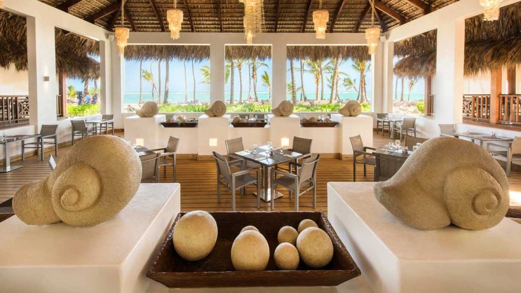 Occidental Caribe Punta Cana pool area